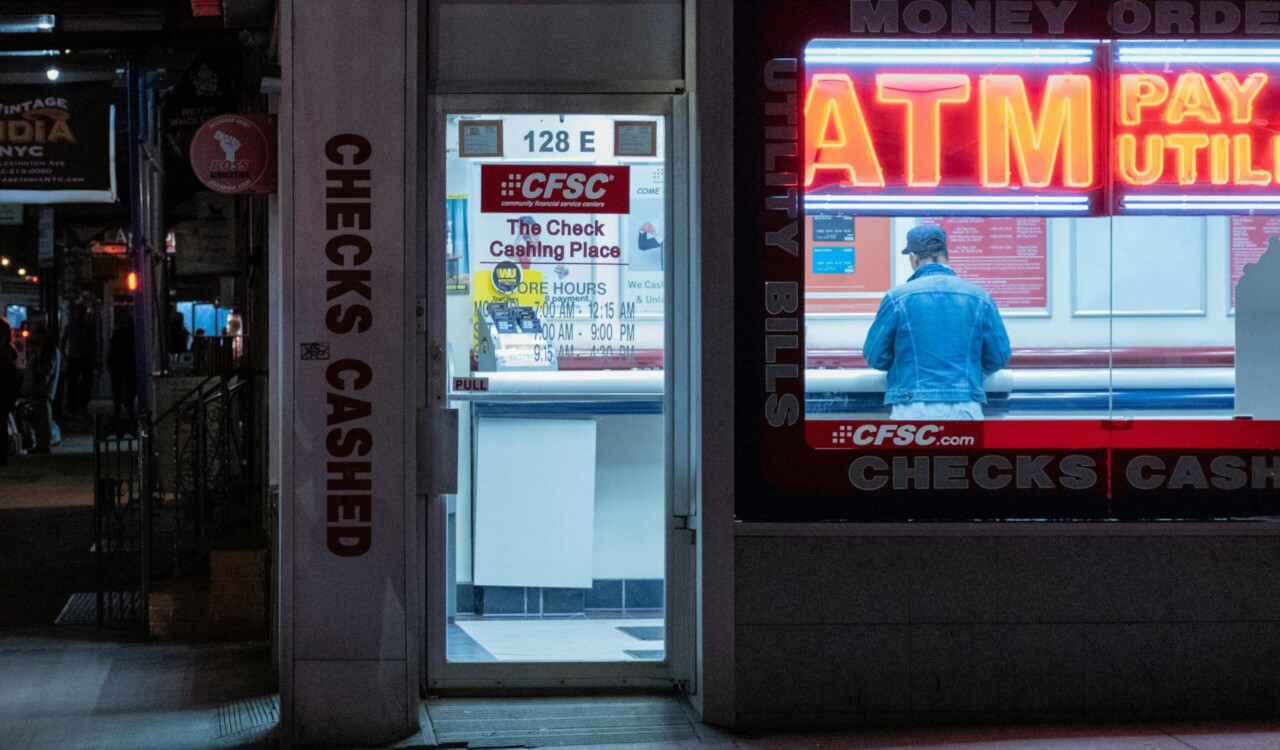 deposit-cash-at-any-atm-scaled