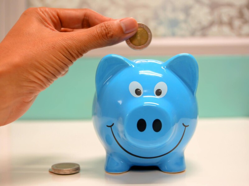 what is a private banker