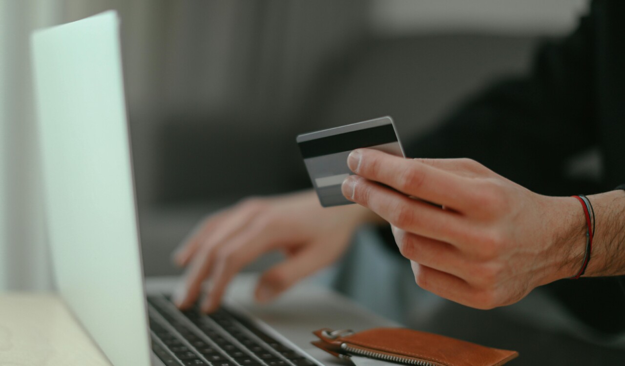 The Best Digital Banks in 2025: Top Picks for the Tech-Savvy Consumer - Verified by FangWallet