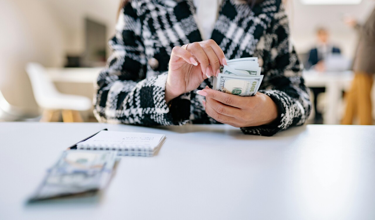 Deferred Revenue vs. Accrued Revenue: Which One Affects Your Financials More? - Verified by FangWallet