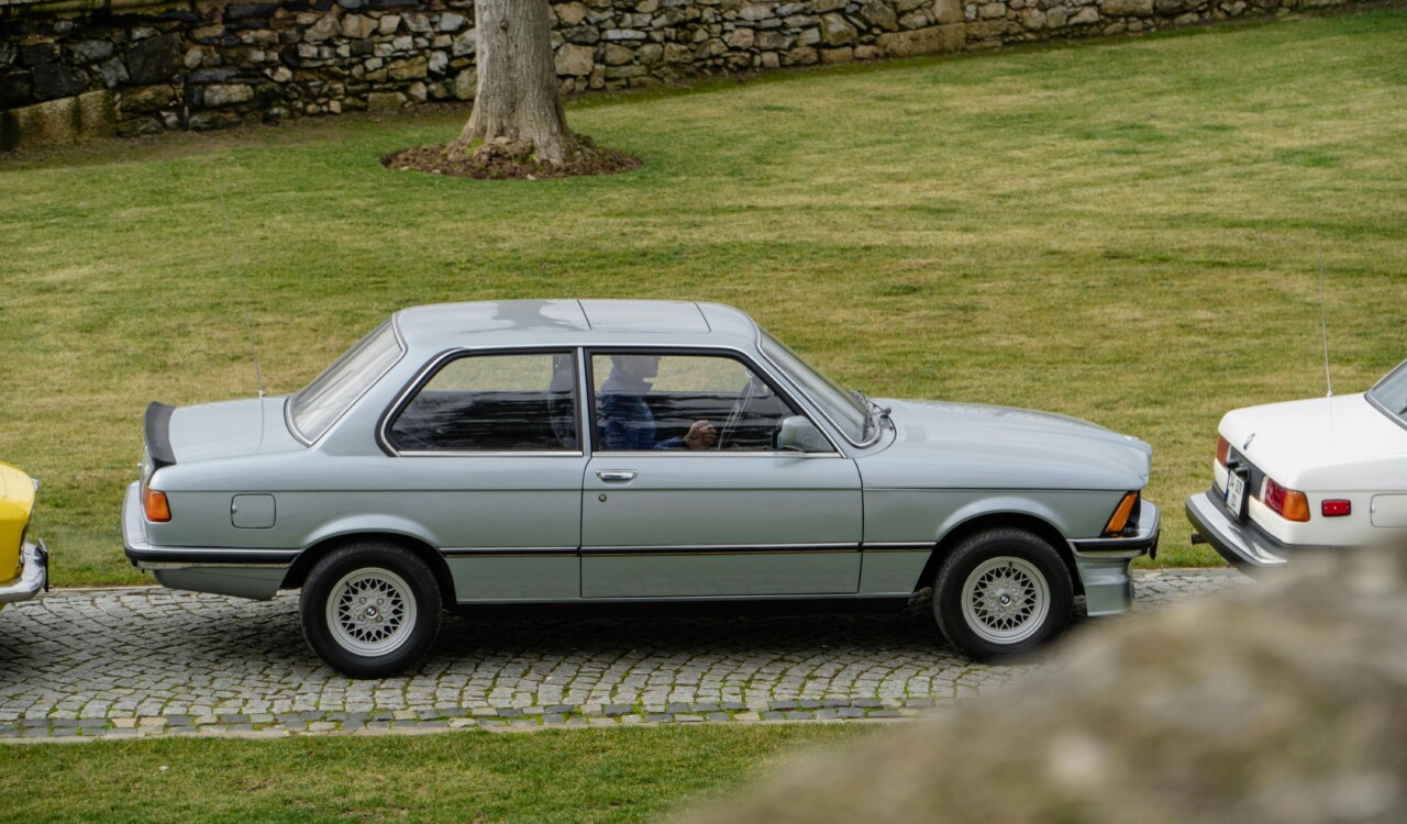Can You Buy a Car with Bad Credit? Here’s What You Need to Know - Verified by FangWallet