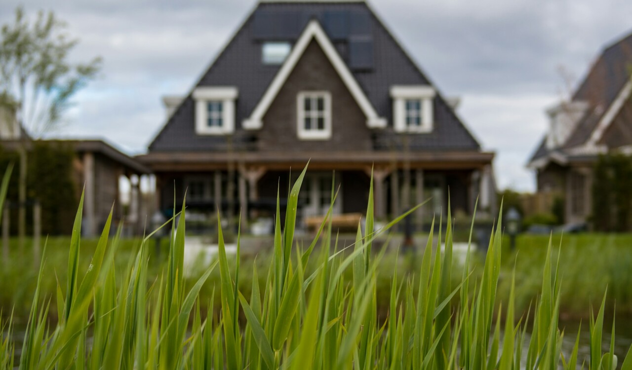 can you use 529 money to buy a house