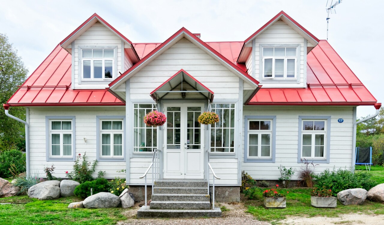 do you get a tax credit for buying a house