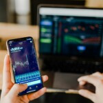 what is the difference between profit and revenue